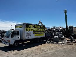 Best Commercial Junk Removal  in Bradley, IL